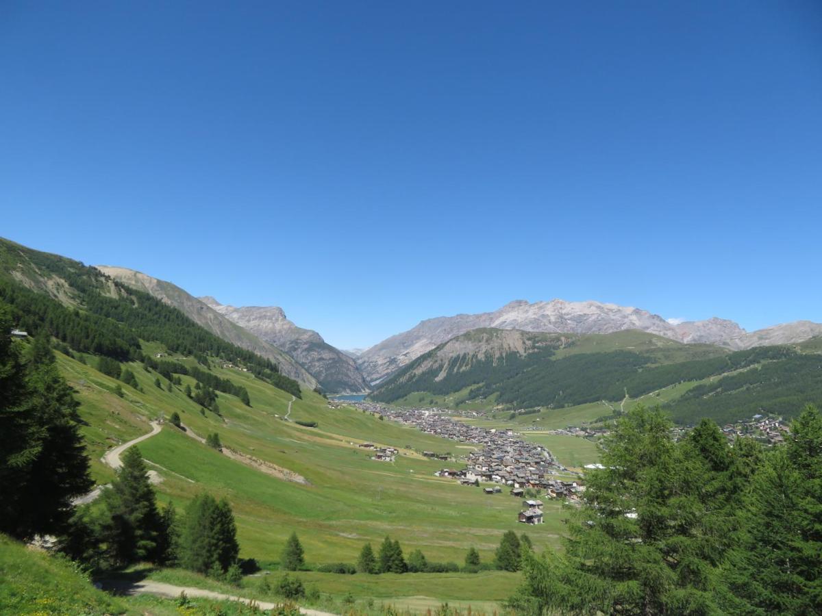 Garni Gimea Hotel Livigno Eksteriør billede