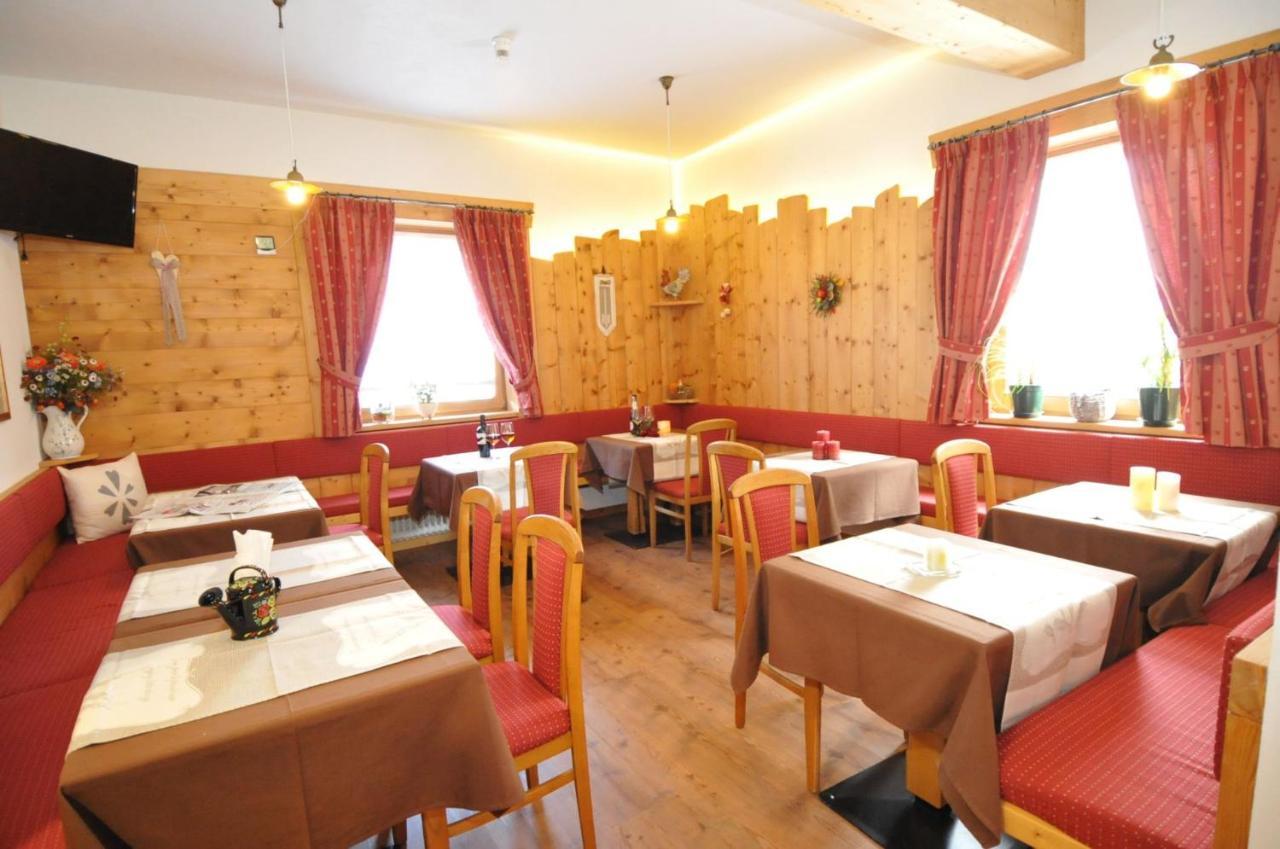 Garni Gimea Hotel Livigno Eksteriør billede