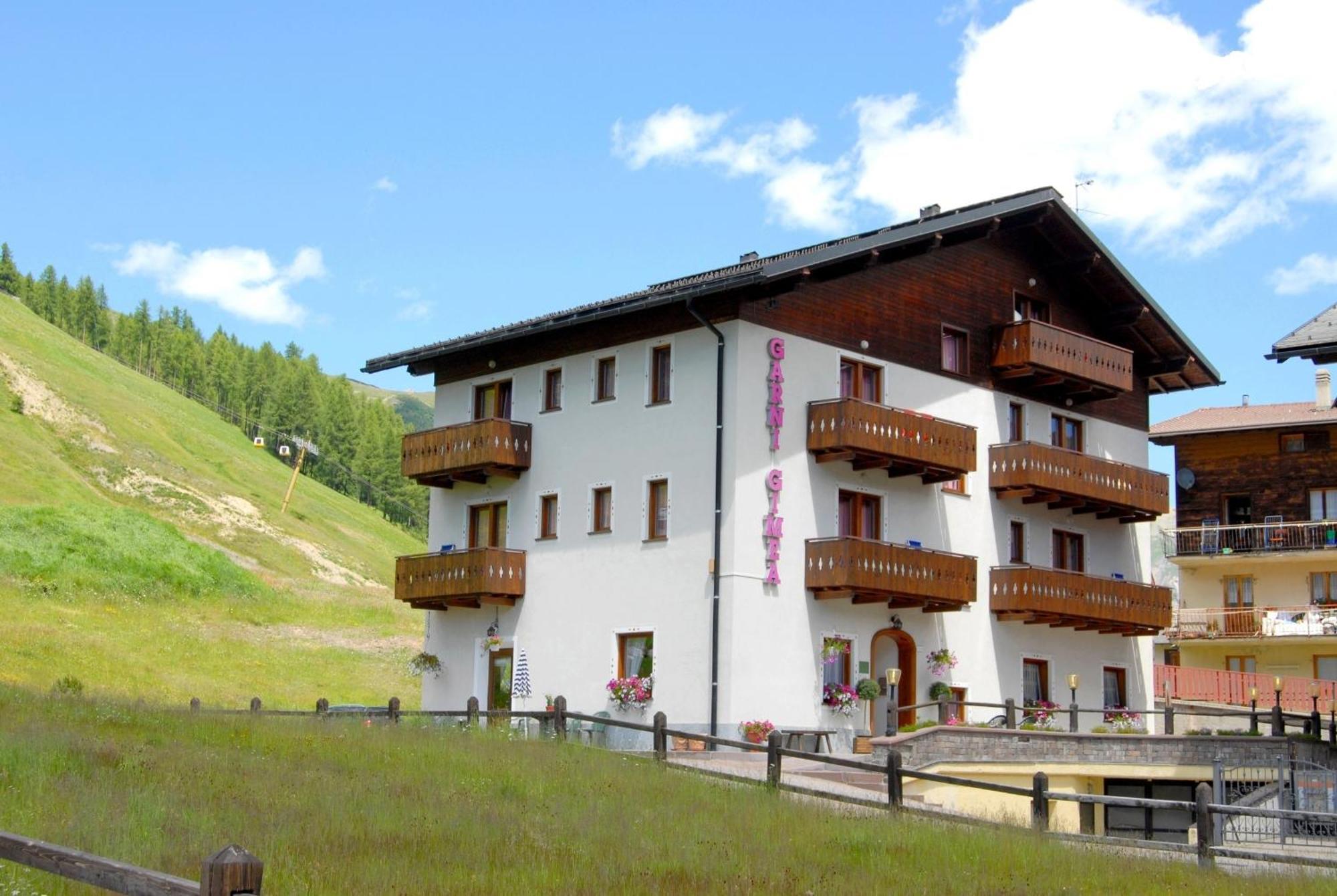 Garni Gimea Hotel Livigno Eksteriør billede