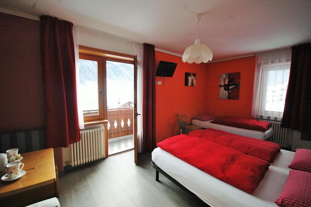 Garni Gimea Hotel Livigno Eksteriør billede