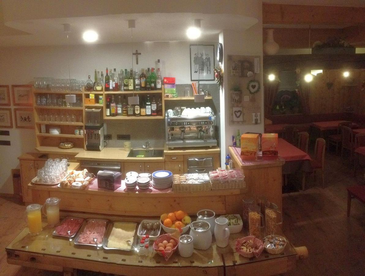 Garni Gimea Hotel Livigno Eksteriør billede